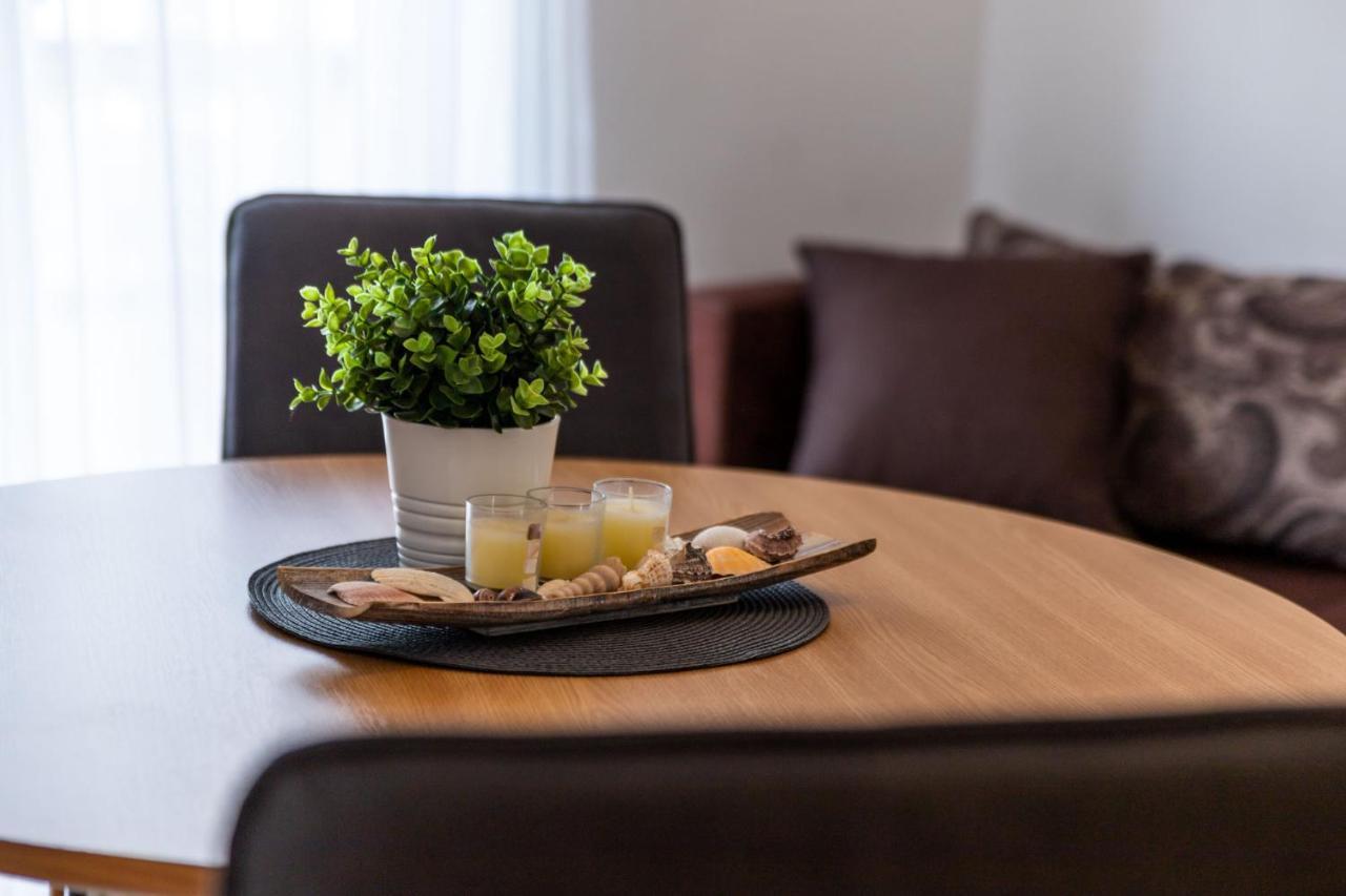Apartmani Devcic Palit Exteriör bild