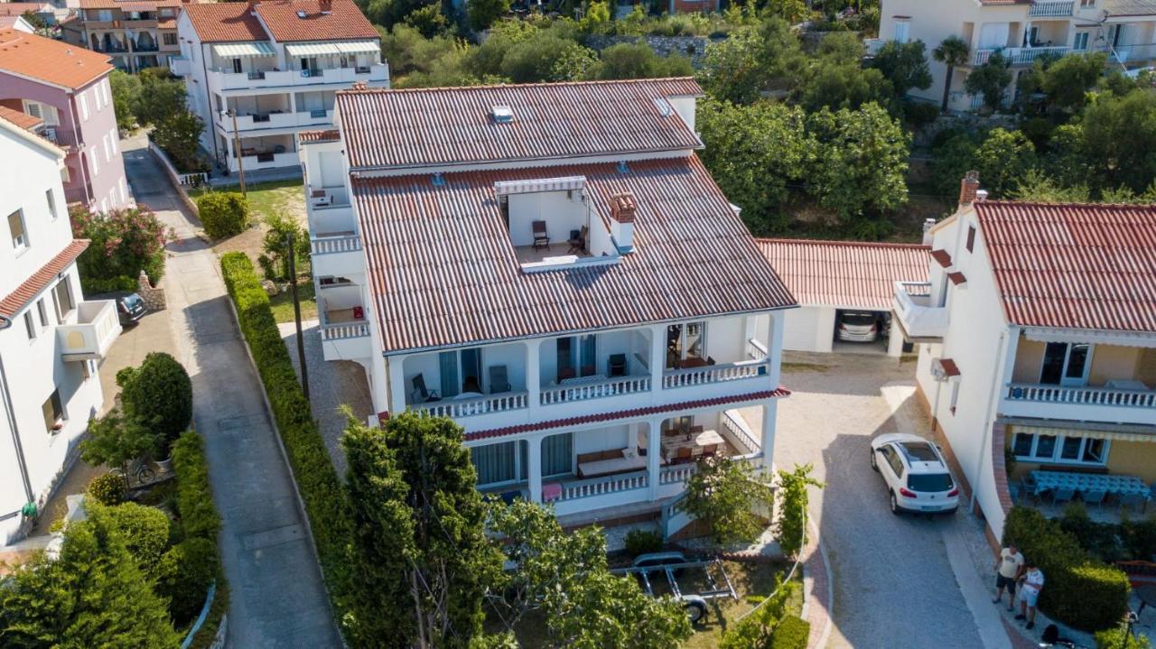 Apartmani Devcic Palit Exteriör bild