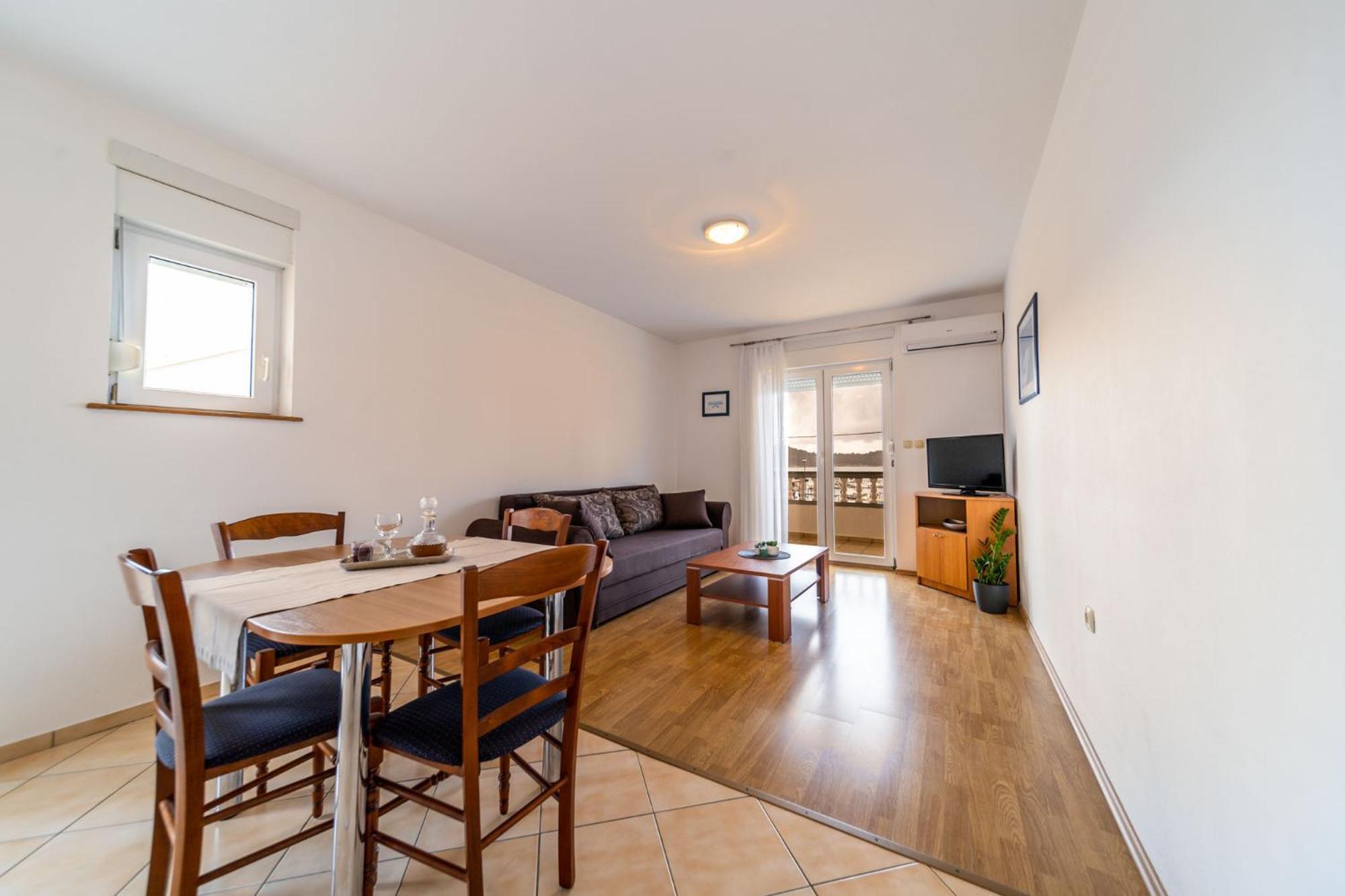 Apartmani Devcic Palit Exteriör bild